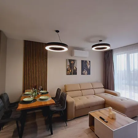 Your In With Free Private Parking Apartament *