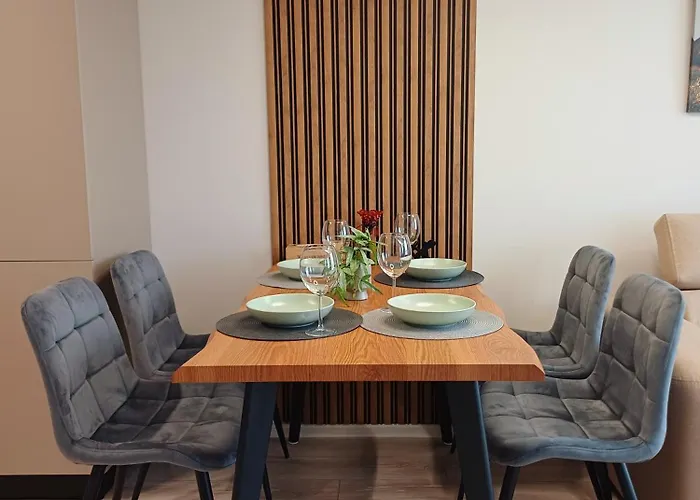 Your In With Free Private Parking Apartmán *